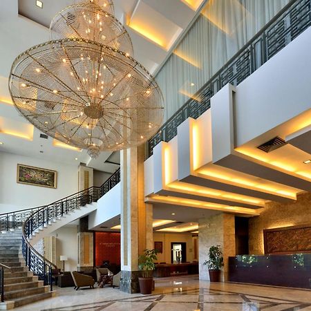 Gino Feruci Kebon Jati By Kagum Hotels Bandung Exterior foto