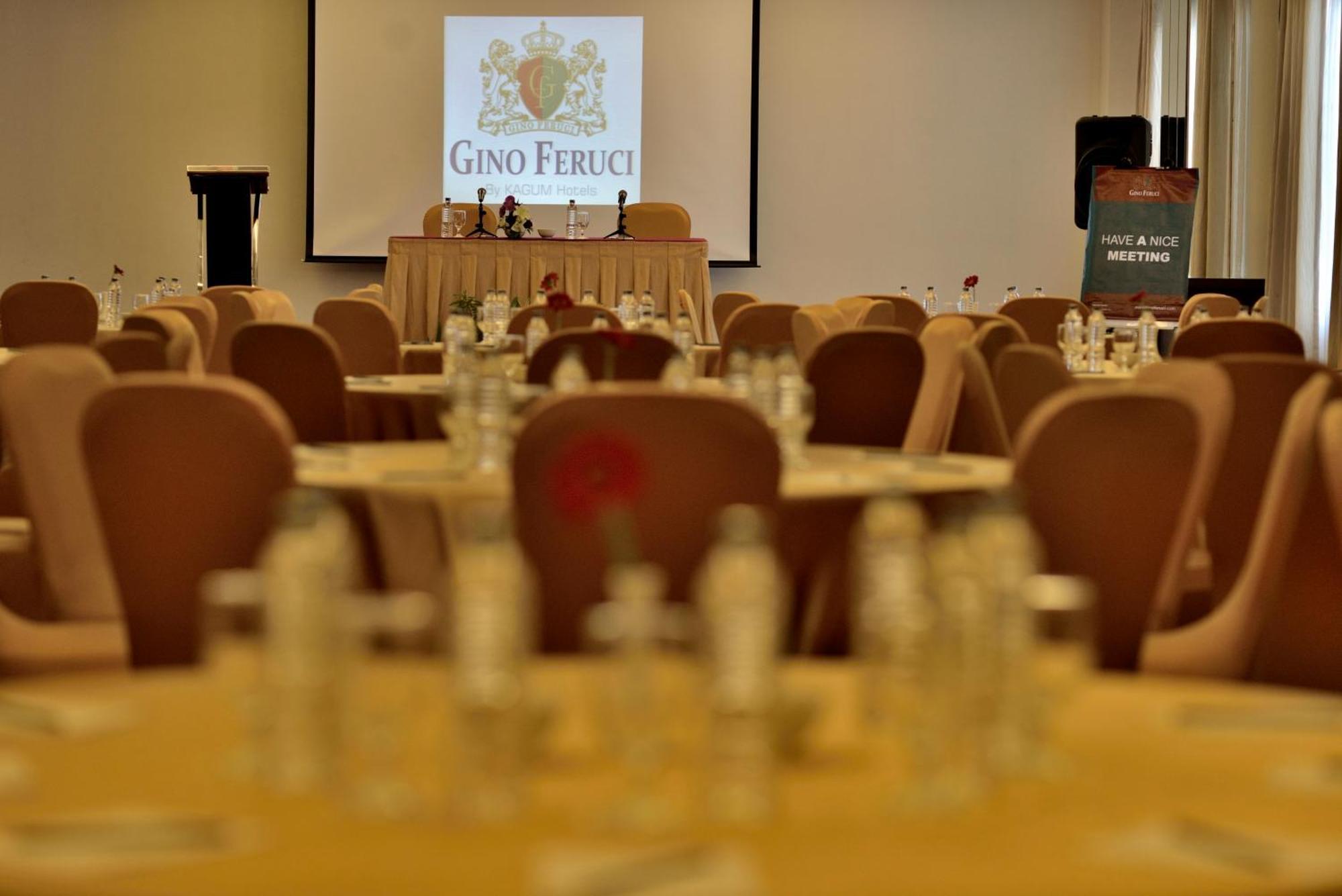 Gino Feruci Kebon Jati By Kagum Hotels Bandung Exterior foto