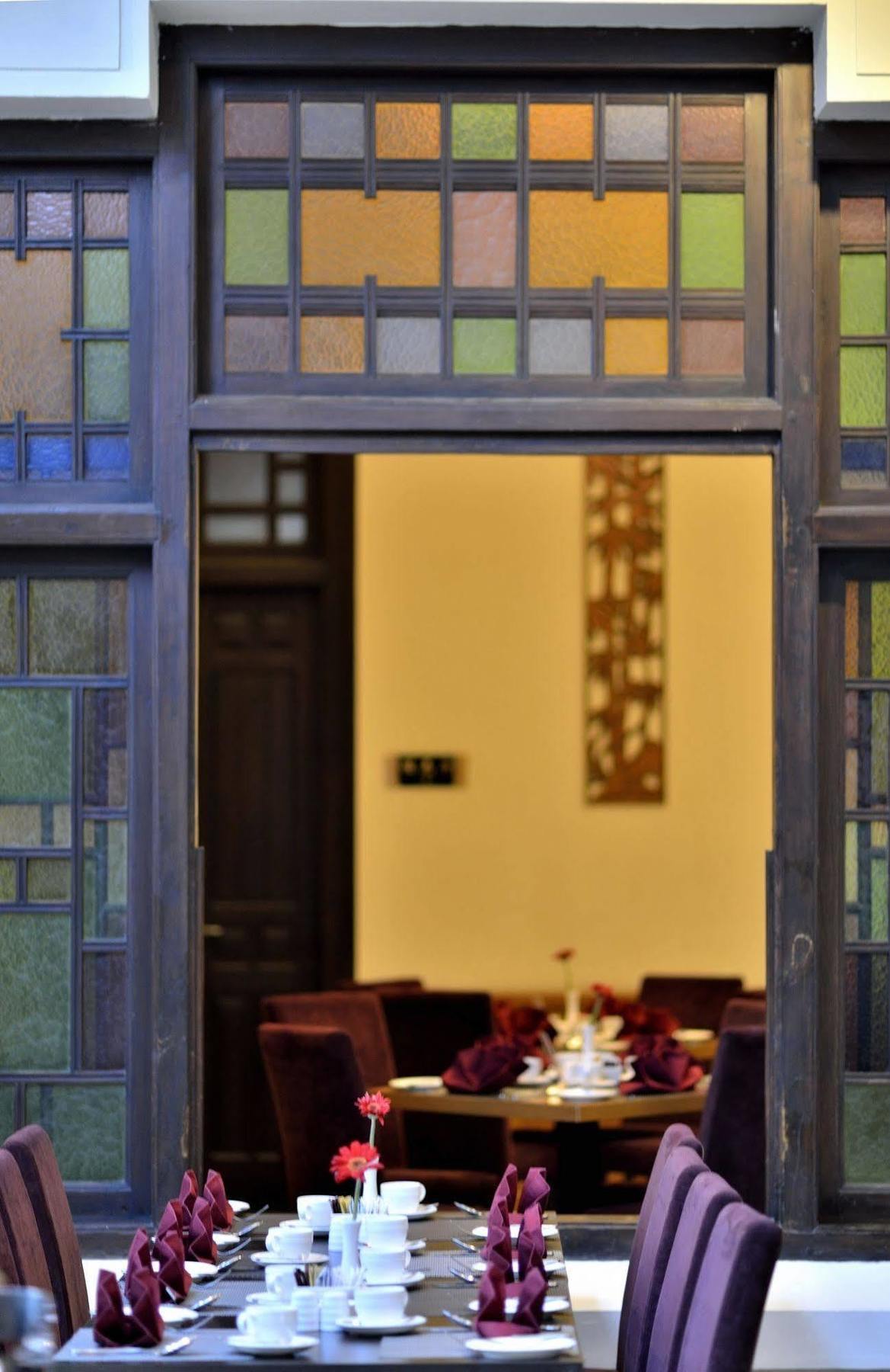Gino Feruci Kebon Jati By Kagum Hotels Bandung Exterior foto