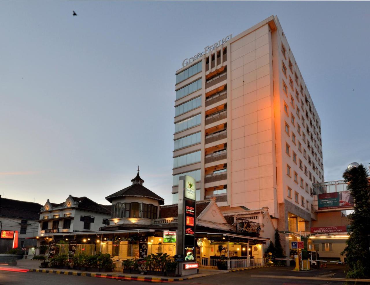 Gino Feruci Kebon Jati By Kagum Hotels Bandung Exterior foto